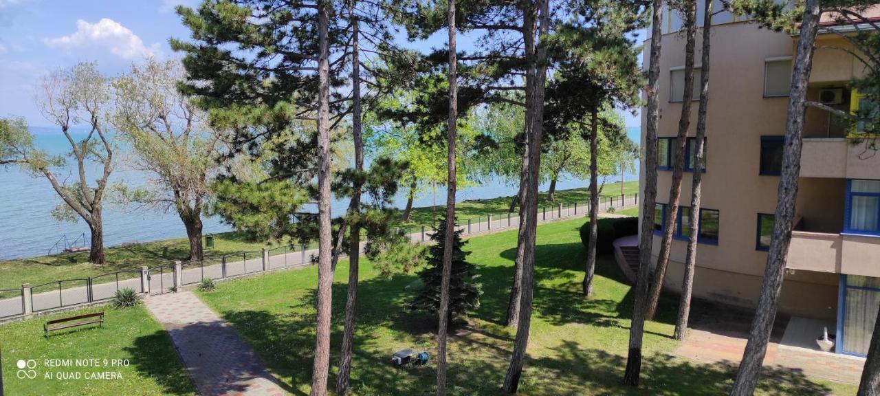 Onebeach Apartman Siofok Exterior photo
