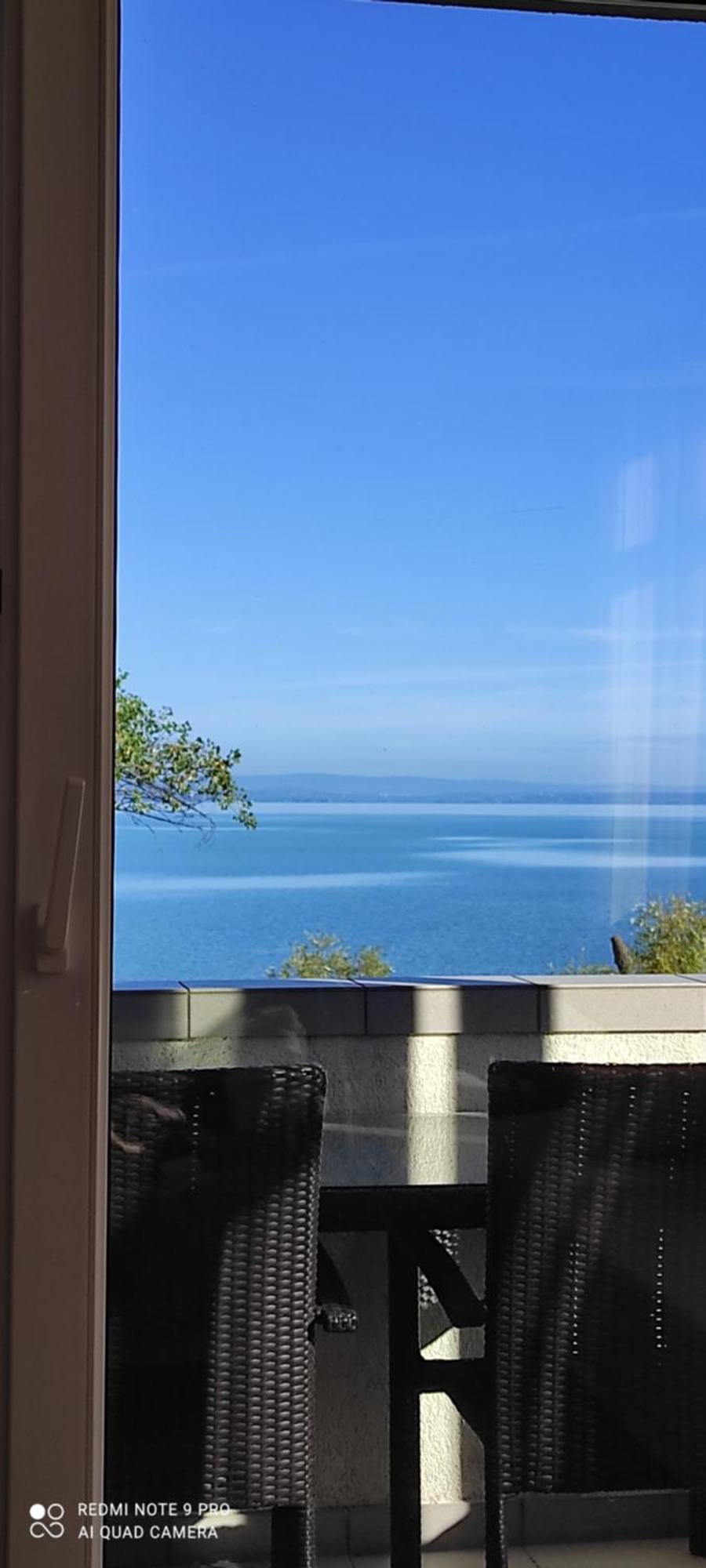 Onebeach Apartman Siofok Exterior photo